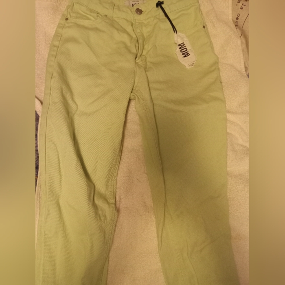 Jeans - Picture 2 of 3